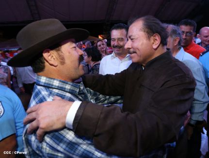 Presidente Daniel inaugura unidad ganadera integral de Sukarne