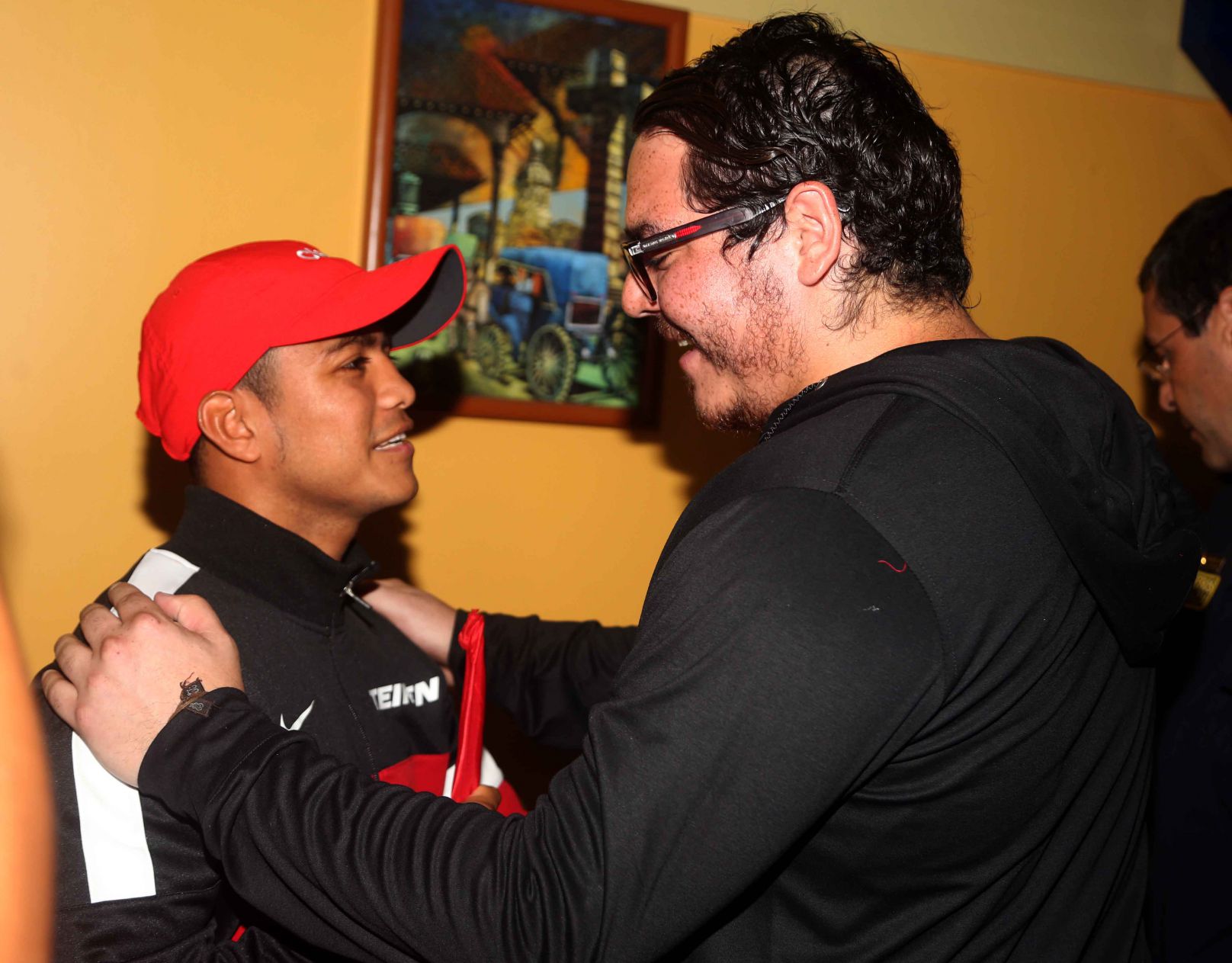 Juventud nicaragüense se desborda para recibir a “Chocolatito” González