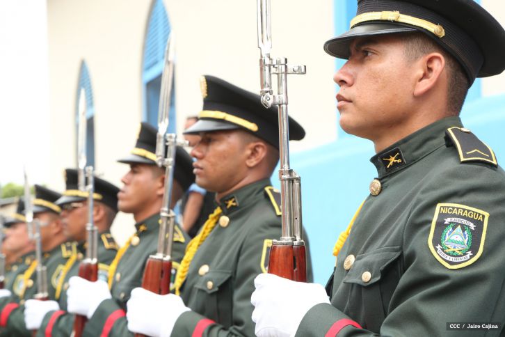 Daniel y Rosario conmemoran el 120 aniversario del natalicio de Sandino