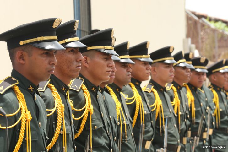 Daniel y Rosario conmemoran el 120 aniversario del natalicio de Sandino