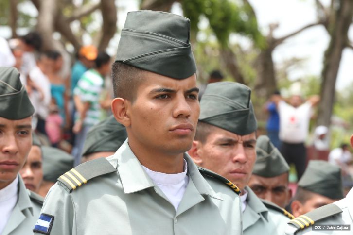 Daniel y Rosario conmemoran el 120 aniversario del natalicio de Sandino
