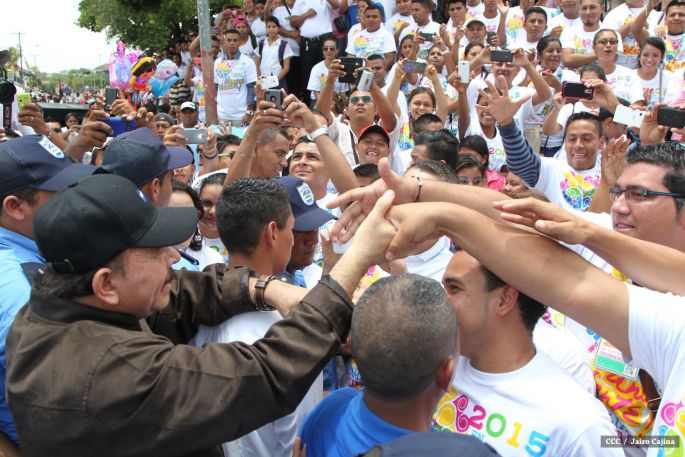 Daniel y Rosario conmemoran el 120 aniversario del natalicio de Sandino
