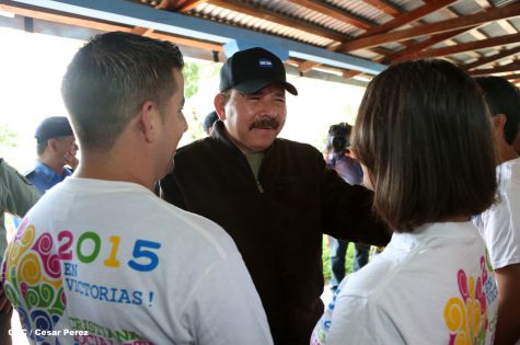 Daniel y Rosario conmemoran el 120 aniversario del natalicio de Sandino