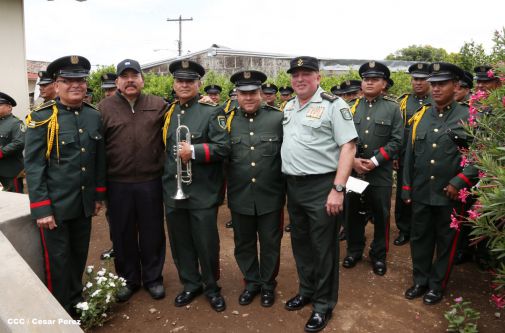 Daniel y Rosario conmemoran el 120 aniversario del natalicio de Sandino