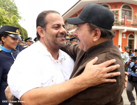 Daniel y Rosario conmemoran el 120 aniversario del natalicio de Sandino