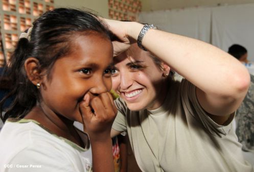 Brigada Humanitaria del USNS Confort atiende a comunidades del Caribe