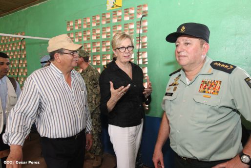 Brigada Humanitaria del USNS Confort atiende a comunidades del Caribe