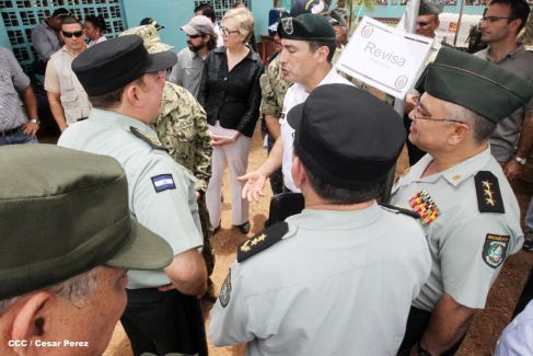 Brigada Humanitaria del USNS Confort atiende a comunidades del Caribe