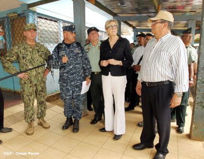 Brigada Humanitaria del USNS Confort atiende a comunidades del Caribe
