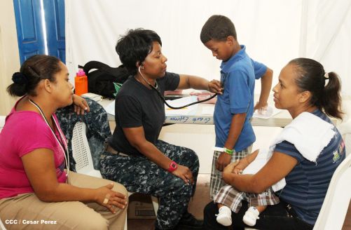 Brigada Humanitaria del USNS Confort atiende a comunidades del Caribe