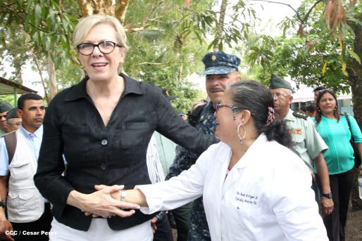 Brigada Humanitaria del USNS Confort atiende a comunidades del Caribe