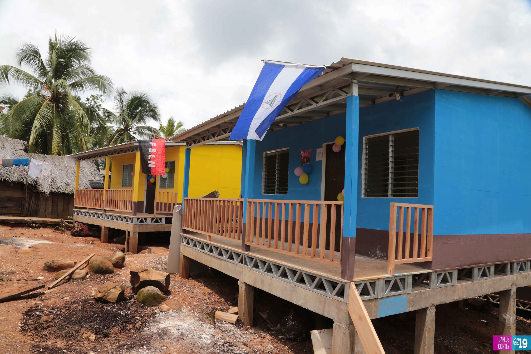 Madres de Rama Kay celebran su día con la entrega de sus nuevas viviendas