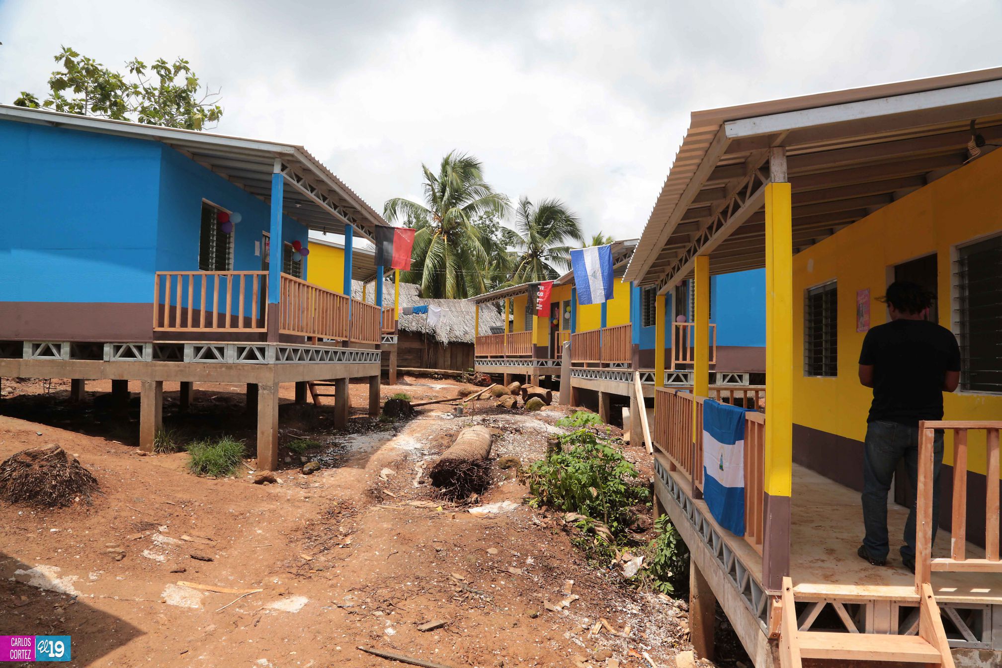 Madres de Rama Kay celebran su día con la entrega de sus nuevas viviendas