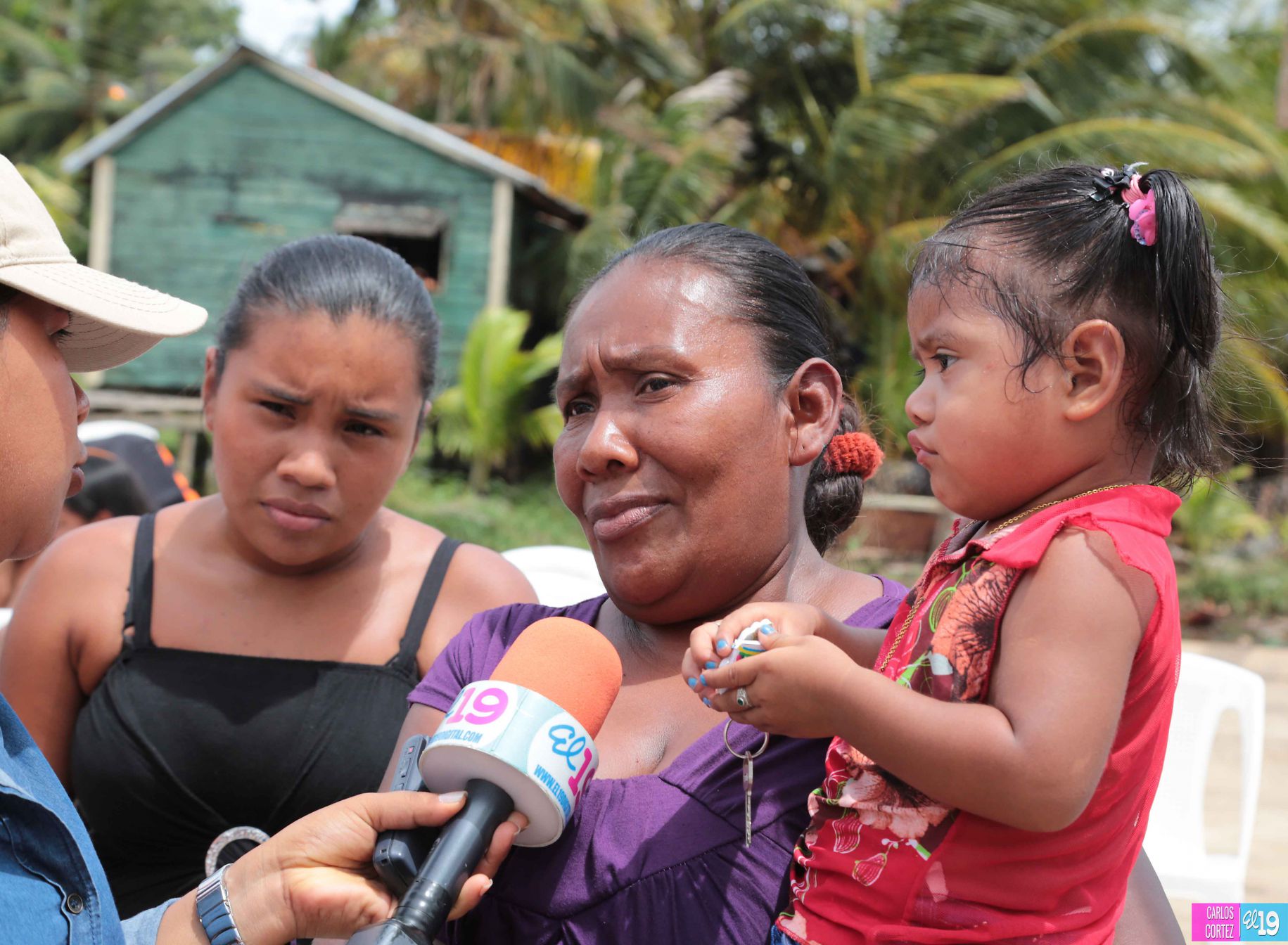 Madres de Rama Kay celebran su día con la entrega de sus nuevas viviendas
