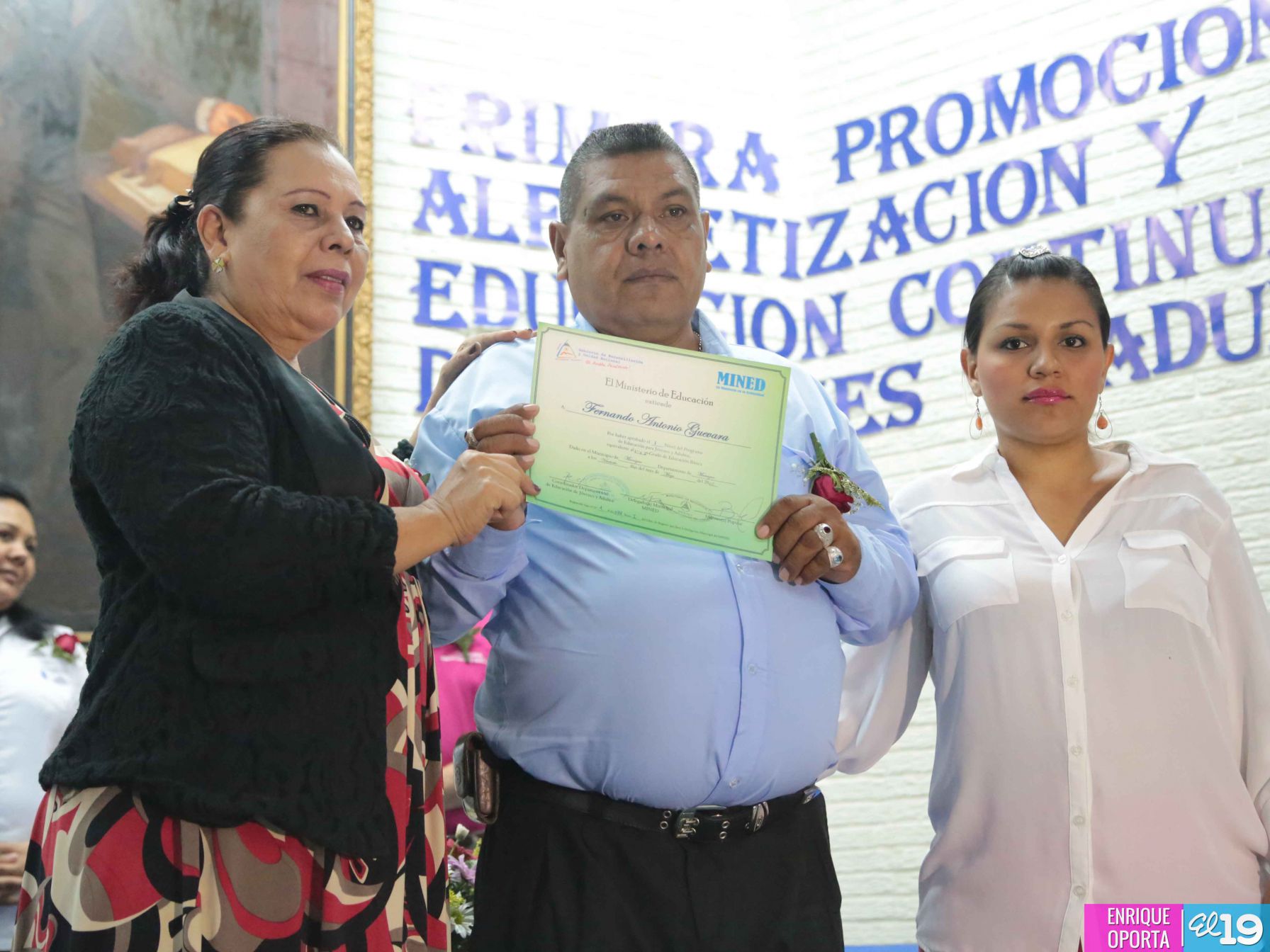 17 jóvenes y adultos trabajadores de ALMA son alfabetizados y culminan sus estudios de primaria
