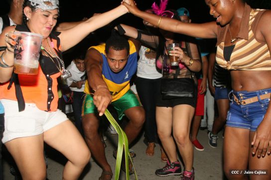 Finalizan Fiestas de Mayo Ya con baile del Tululu