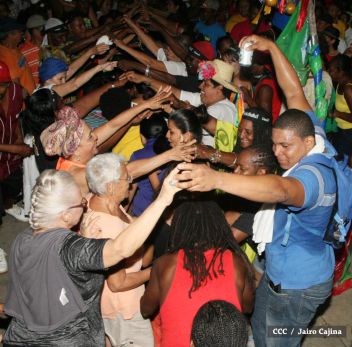Finalizan Fiestas de Mayo Ya con baile del Tululu
