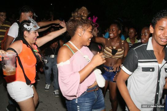 Finalizan Fiestas de Mayo Ya con baile del Tululu