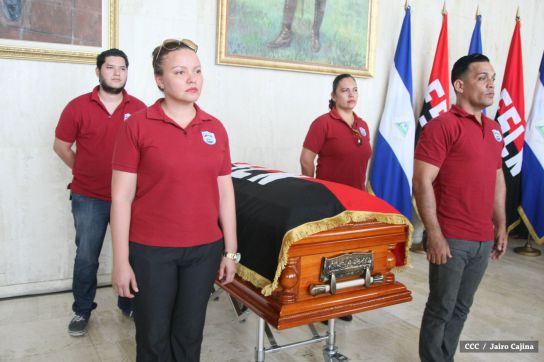 Nicaragua le rinde homenaje a la compañera María Elena Guerra