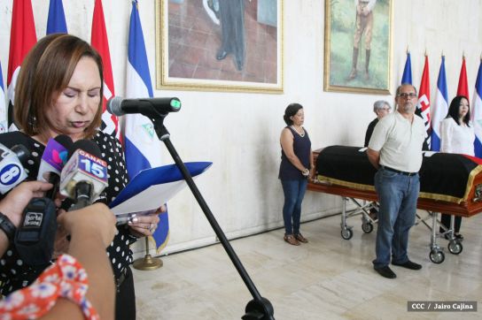 Nicaragua le rinde homenaje a la compañera María Elena Guerra