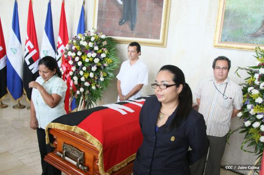 Nicaragua le rinde homenaje a la compañera María Elena Guerra