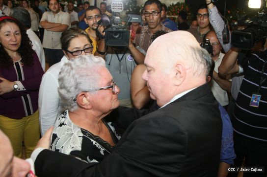 Nicaragua le rinde homenaje a la compañera María Elena Guerra