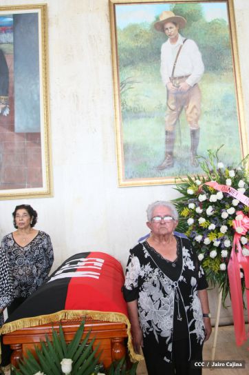 Nicaragua le rinde homenaje a la compañera María Elena Guerra