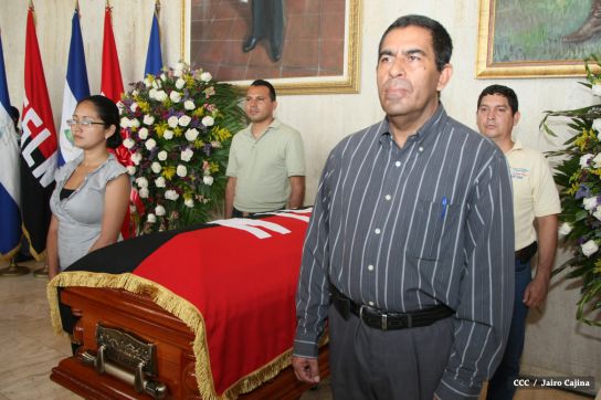Nicaragua le rinde homenaje a la compañera María Elena Guerra