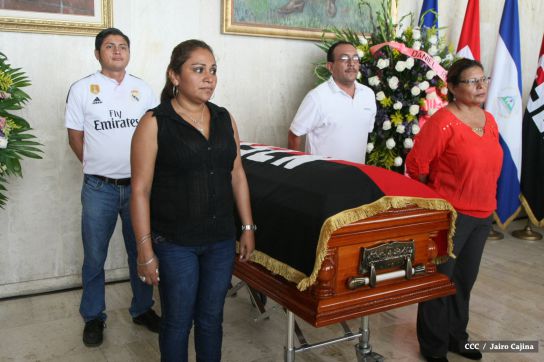 Nicaragua le rinde homenaje a la compañera María Elena Guerra