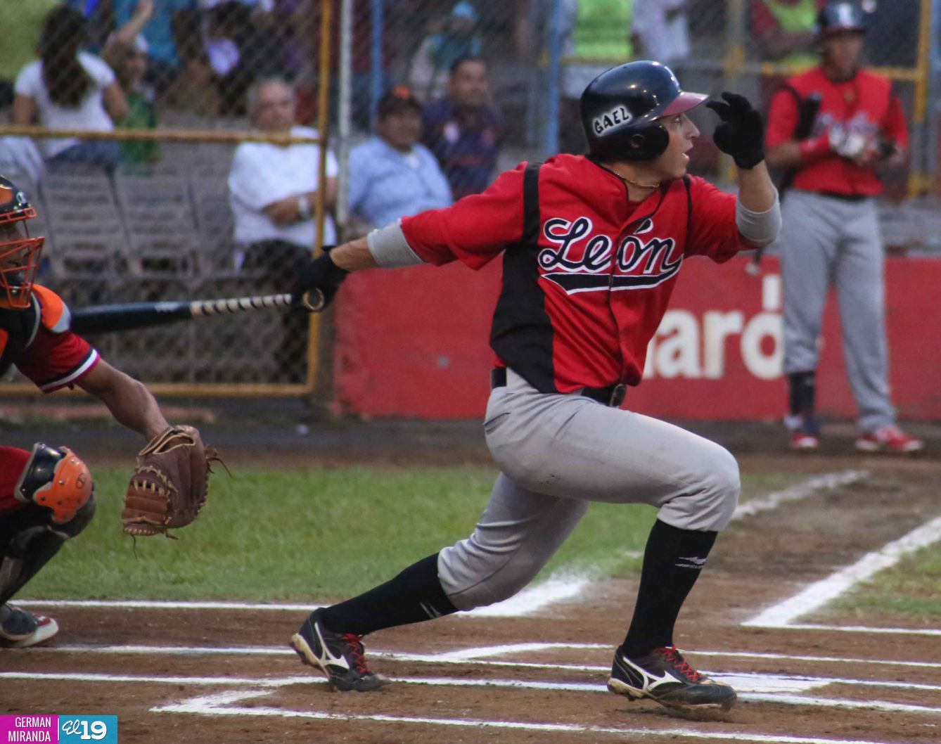 Leones eliminan a los Dantos y pasan a la final del Pomares