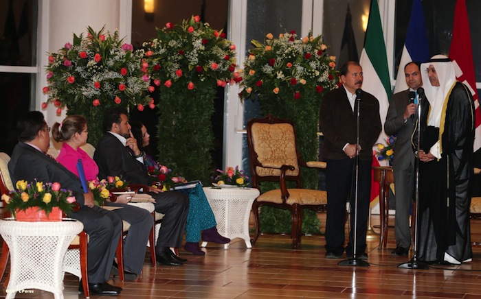 Presidente Daniel recibe cartas credenciales