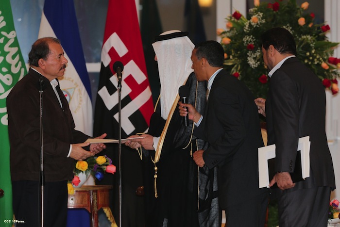 Presidente Daniel recibe cartas credenciales