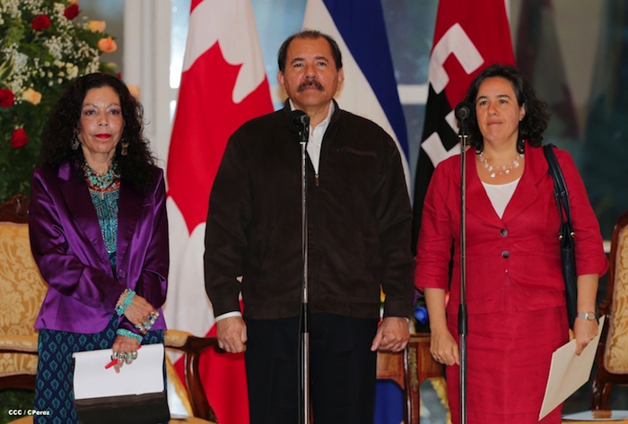 Presidente Daniel recibe cartas credenciales