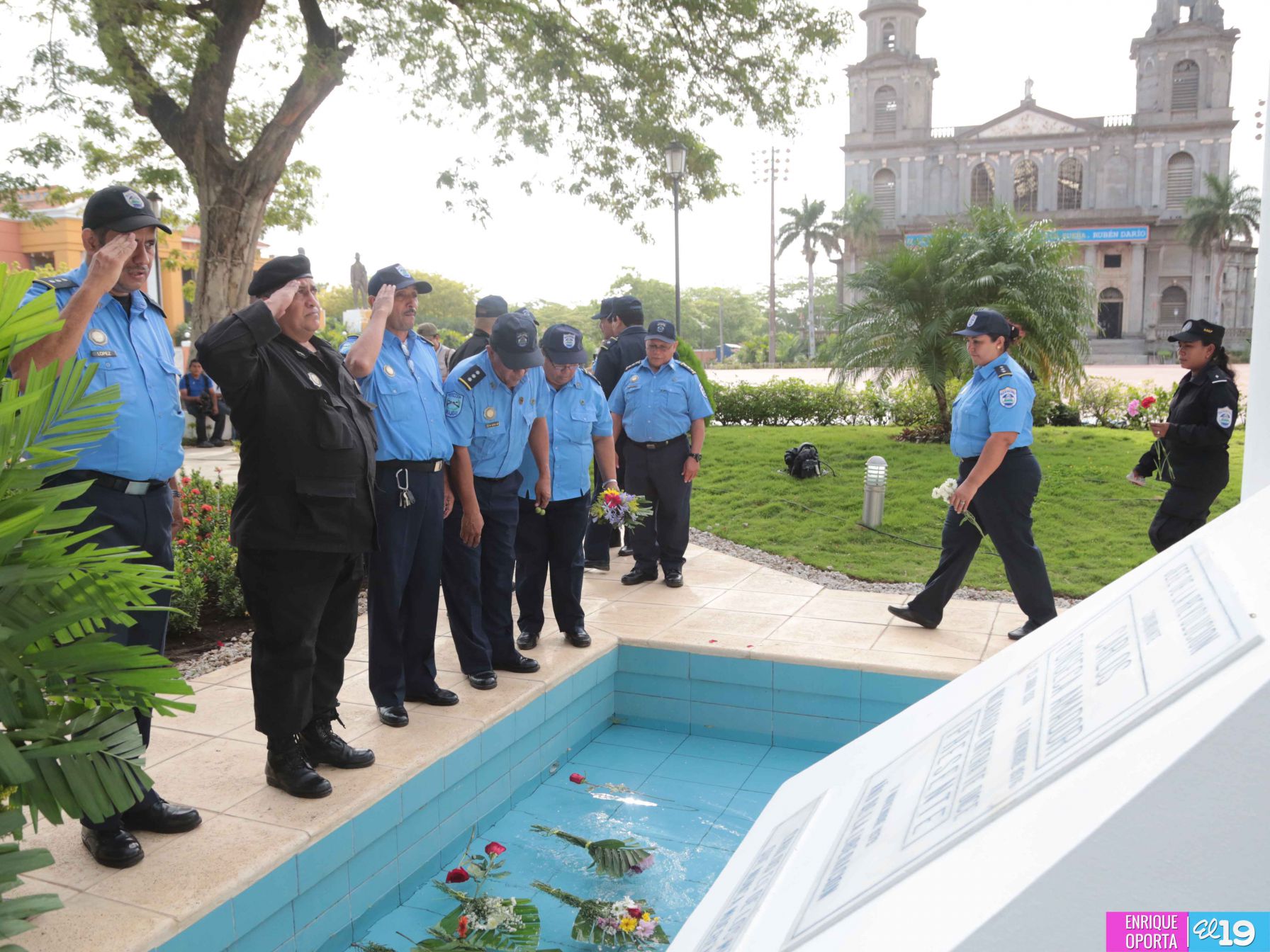 Rinden homenaje al Comandante Carlos Fonseca Amador en su 79 Aniversario de su Natalicio