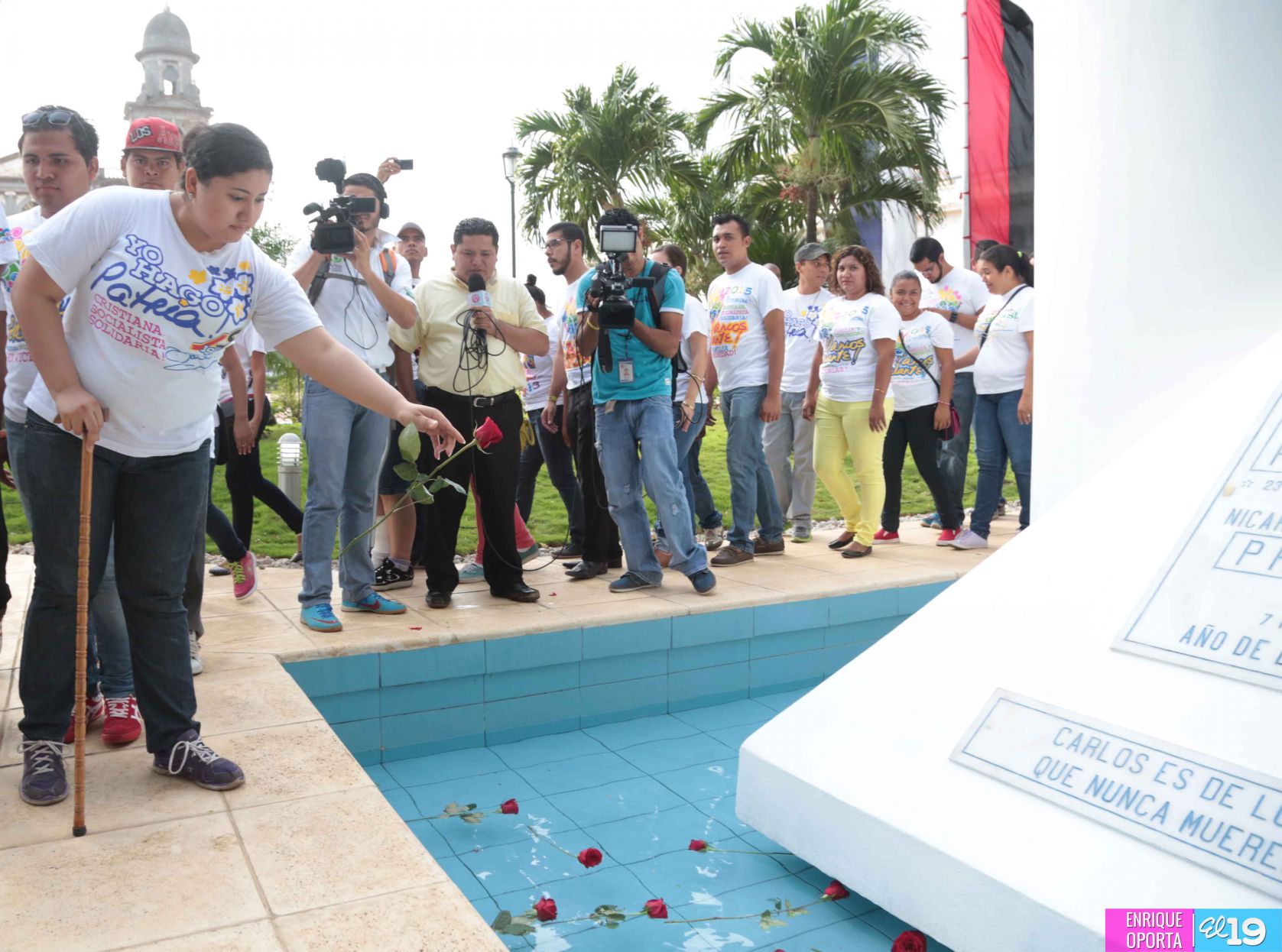 Rinden homenaje al Comandante Carlos Fonseca Amador en su 79 Aniversario de su Natalicio