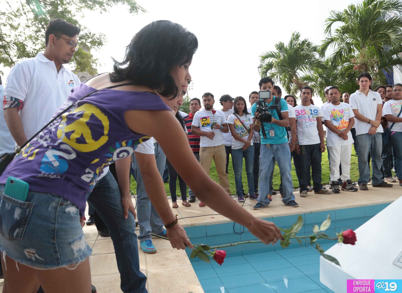 Rinden homenaje al Comandante Carlos Fonseca Amador en su 79 Aniversario de su Natalicio