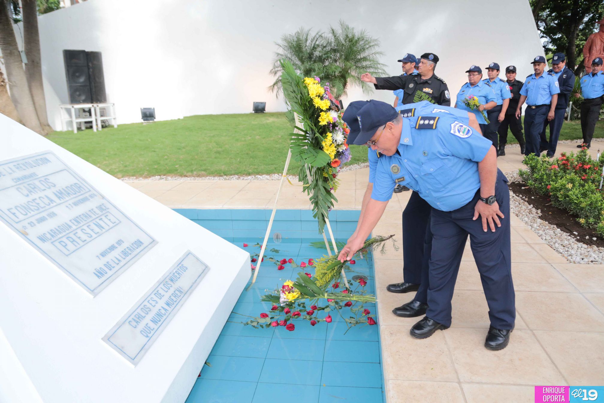 Rinden homenaje al Comandante Carlos Fonseca Amador en su 79 Aniversario de su Natalicio