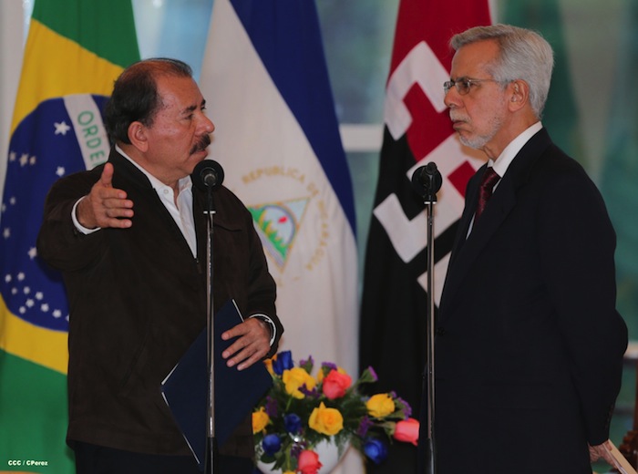 Presidente Daniel recibe cartas credenciales