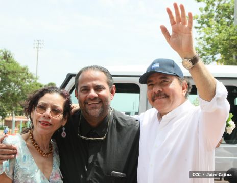 Daniel y Rosario conmemoran 79 aniversario del natalicio del Comandante Carlos Fonseca