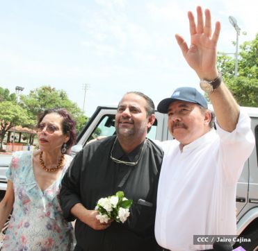 Daniel y Rosario conmemoran 79 aniversario del natalicio del Comandante Carlos Fonseca