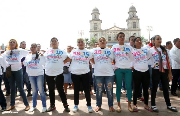 Daniel y Rosario conmemoran 79 aniversario del natalicio del Comandante Carlos Fonseca