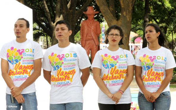 Daniel y Rosario conmemoran 79 aniversario del natalicio del Comandante Carlos Fonseca