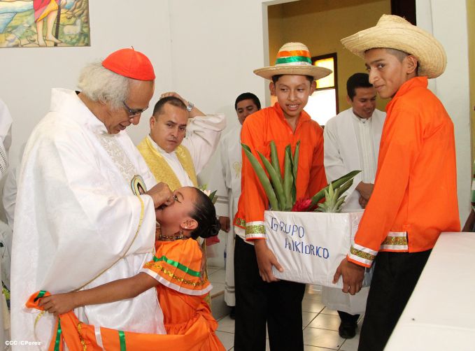 Cardenal Brenes celebra a San Juan Bautista