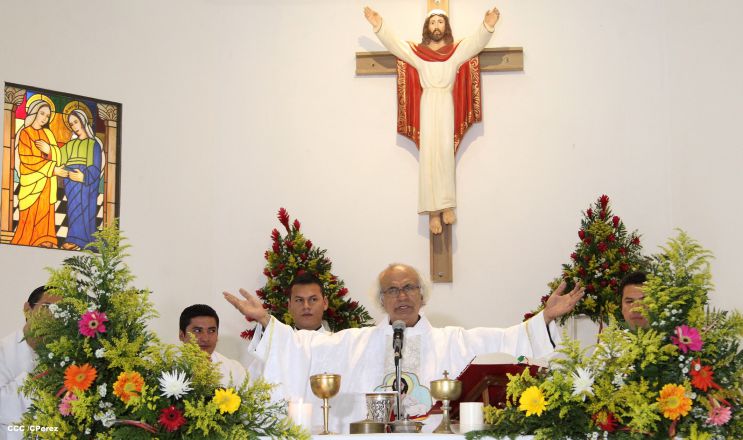 Cardenal Brenes celebra a San Juan Bautista