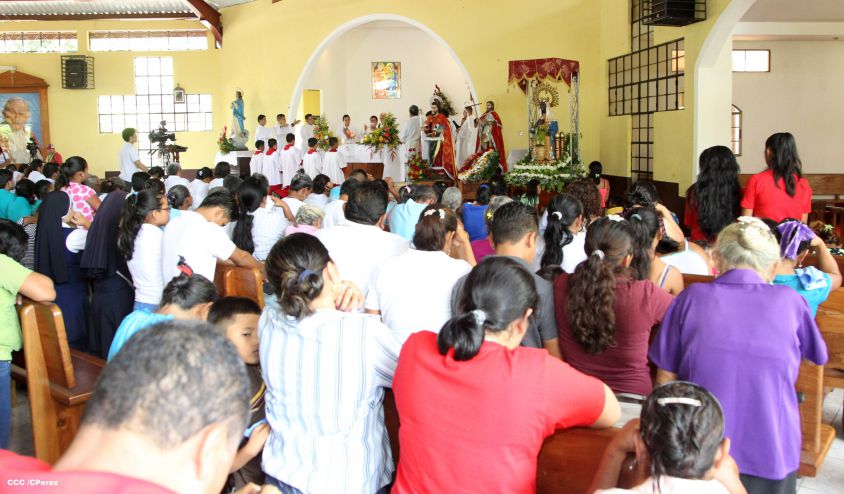 Cardenal Brenes celebra a San Juan Bautista
