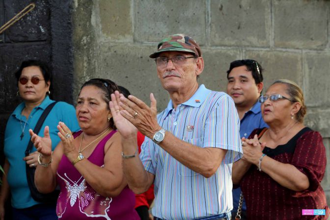 Capitalinos honran a sus héroes con algarabía y espíritu de compromiso