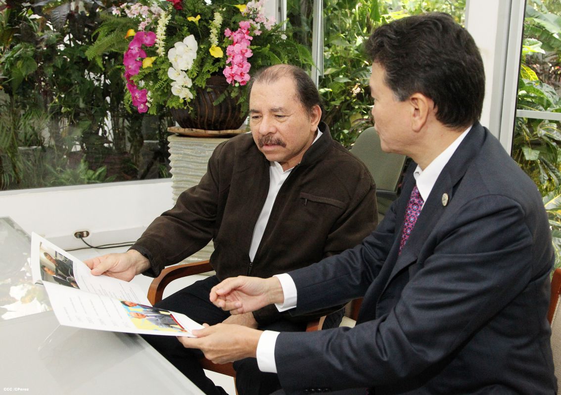 Daniel se reúne con Presidente del FIDE