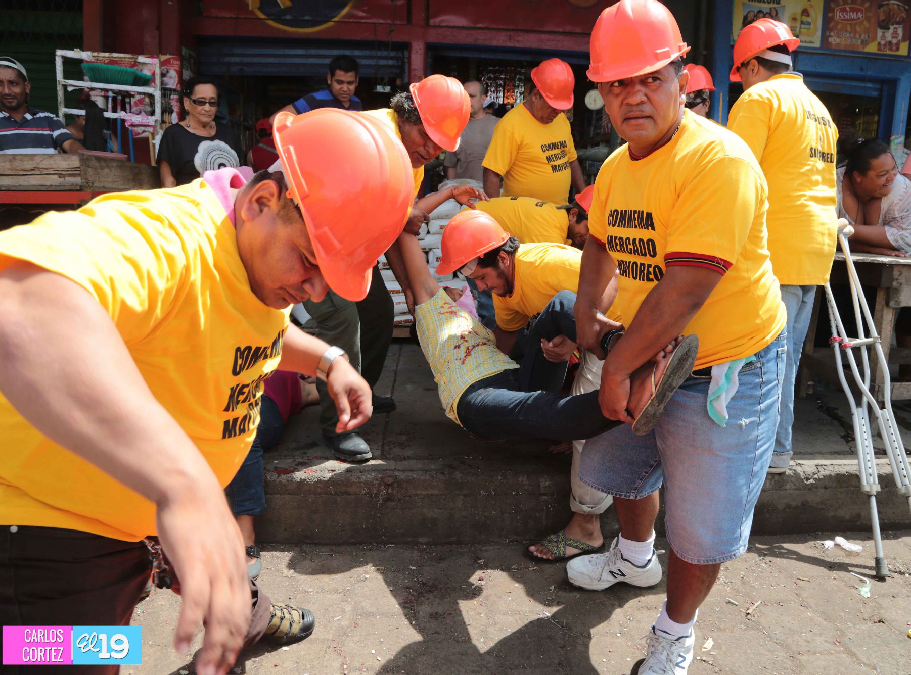 Comerciantes del mercado Mayoreo participan en el Segundo Simulacro Nacional