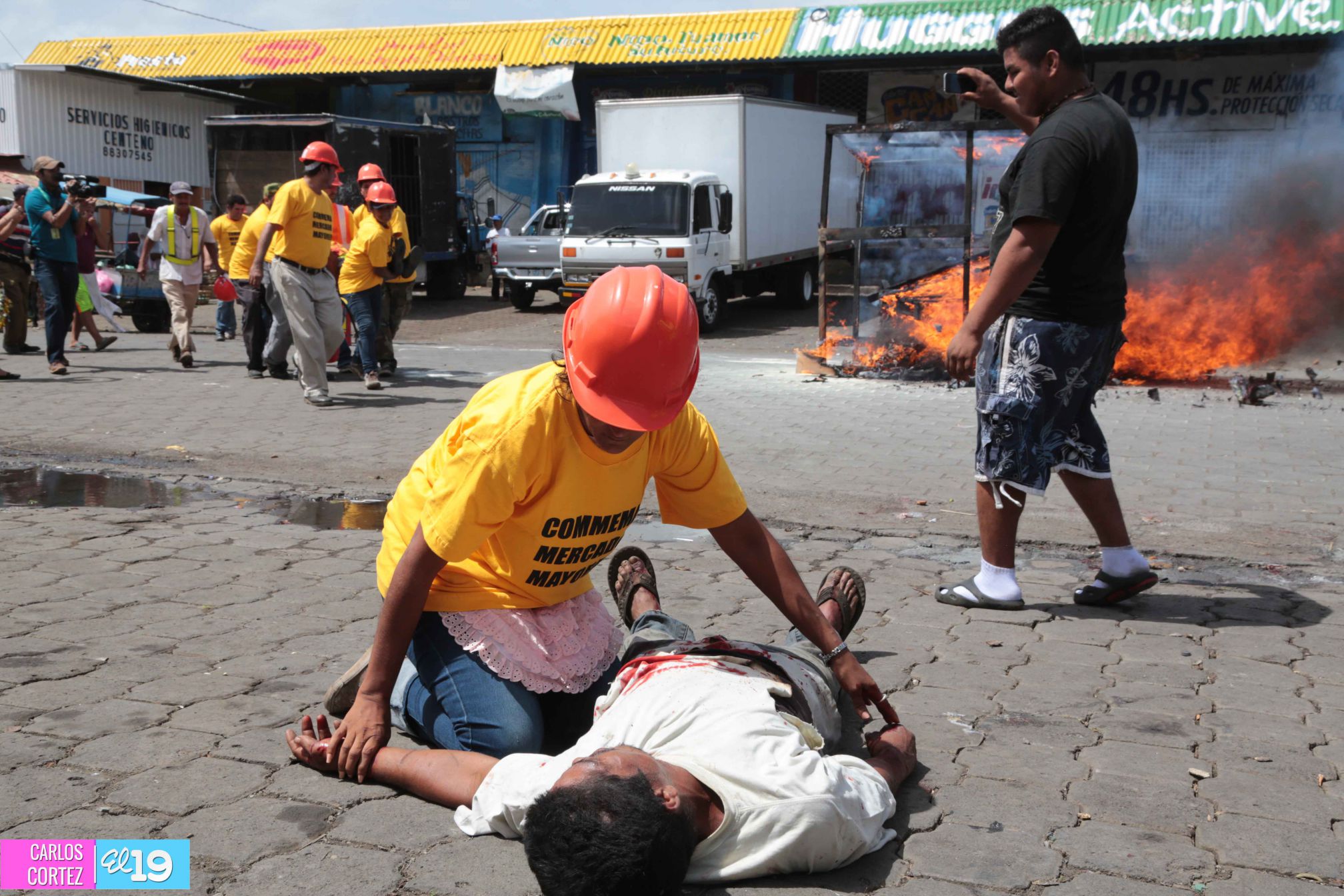 Comerciantes del mercado Mayoreo participan en el Segundo Simulacro Nacional