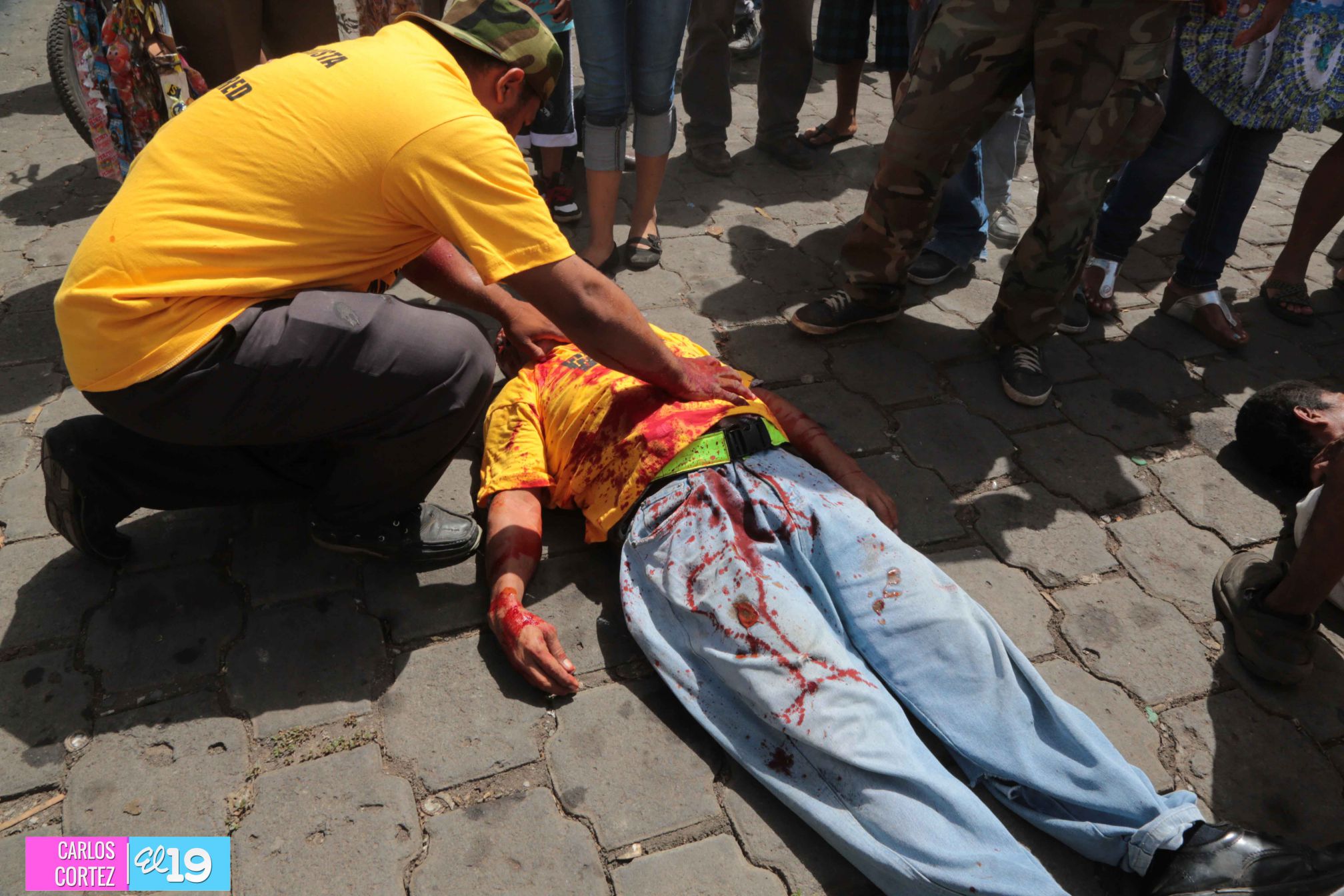 Comerciantes del mercado Mayoreo participan en el Segundo Simulacro Nacional
